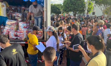 ONG Jardim das Borboletas distribuiu 13 toneladas de alimento na culminância do Natal Solidário