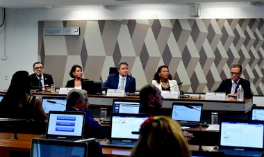 Debatedores apoiam proposta de tolerância zero para porte de drogas