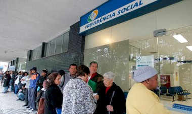Lei com programa contra filas do INSS e reajuste a policiais do DF é sancionada