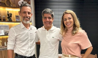 Éder David anuncia ao lado de ACM Neto sua pré-candidatura a prefeito de Caetité