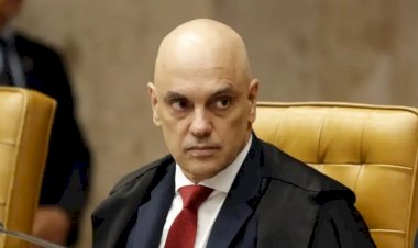 Alexandre de Moraes se declara impedido em ação sobre a esposa