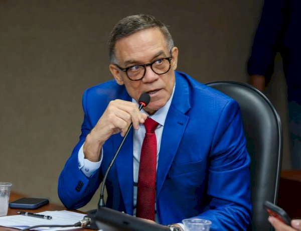 Deputado critica “showmício” em apoio a Lula na Barra: “Artistas que pregam a democracia se acham no direito de feri-la de morte”