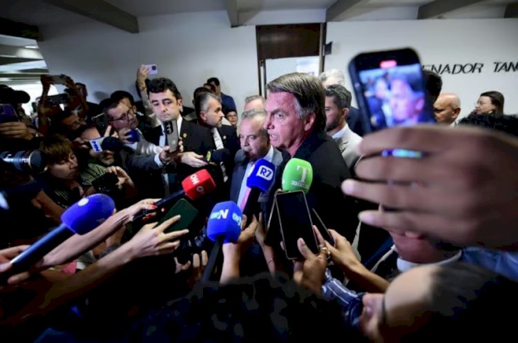 PGR denuncia Bolsonaro por tentativa de golpe de Estado
