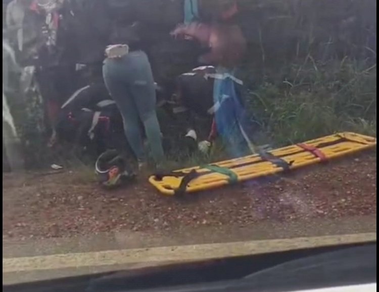 Caetité: Saveiro invade a contramão e colide frontalmente com motocicleta