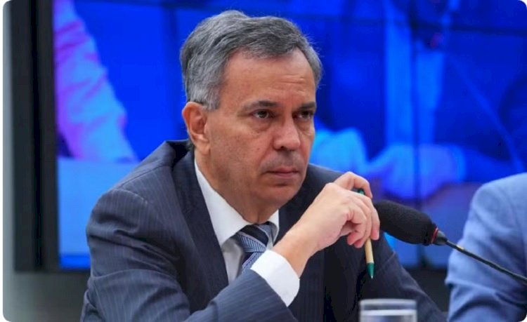 Deputado Félix Mendonça (PDT) é alvo de operação que investiga suspeita de desvios de emendas