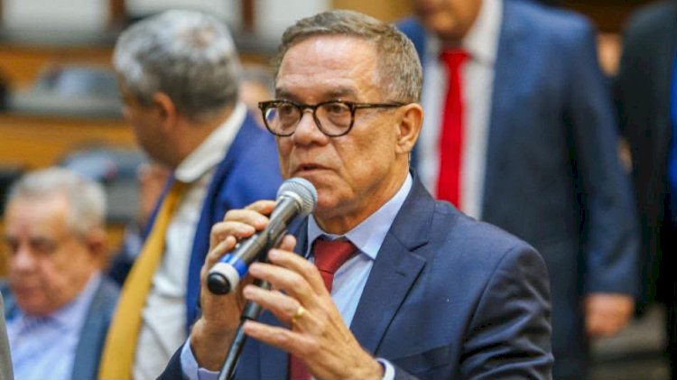 “Até o líder do governo soltou a mão de Jerônimo”, diz Luciano Ribeiro após Rosemberg chamar voto Lula-Neto de ‘natural’